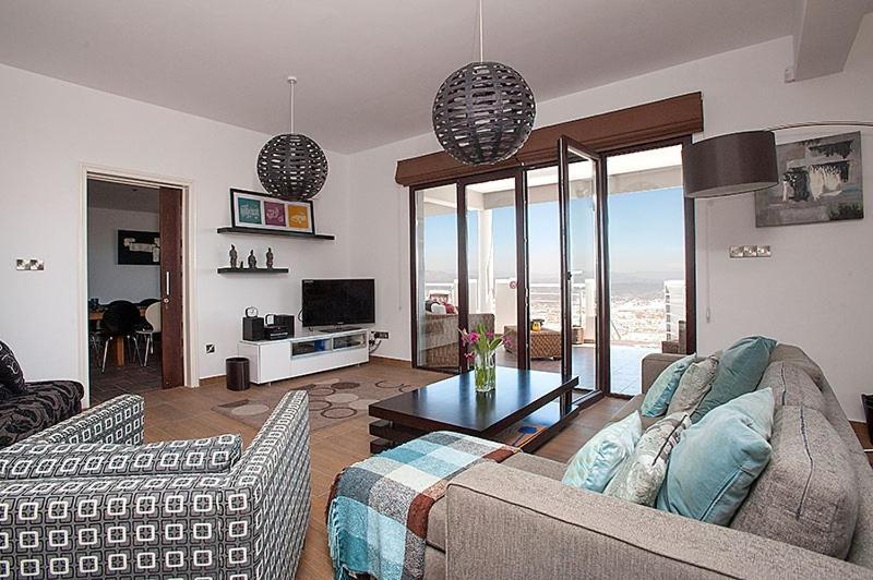 Villa Arcadia, Kallepia Пафос Экстерьер фото